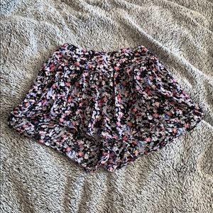 American Eagle Flowy Shorts